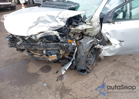 2017 Toyota Corolla Le из США, поврежденный, VIN 5YFBURHEXHP590842